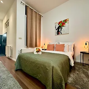 https://luxury-suites-centrum.brusselshotelsbook.com