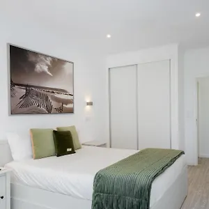 Lido Ii By An Island Apartment